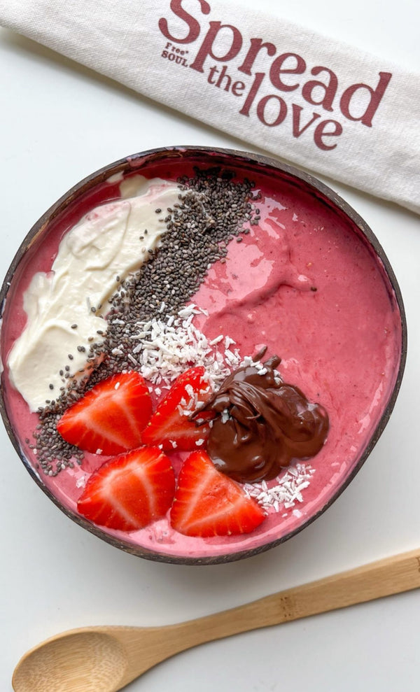High Protein Raspberry & Vanilla Smoothie Bowl