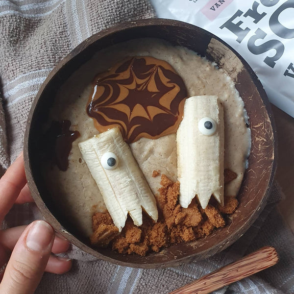 Spooky Lotus Biscuit topped Vegan Proats