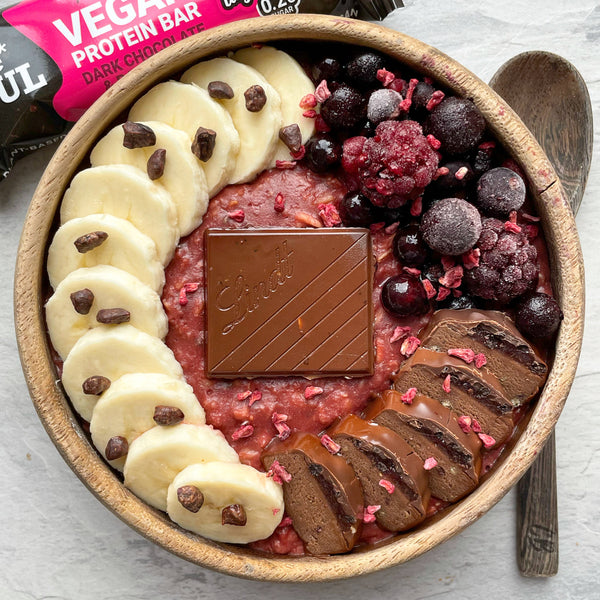 Loaded Choc Raspberry Topped Protein Oats