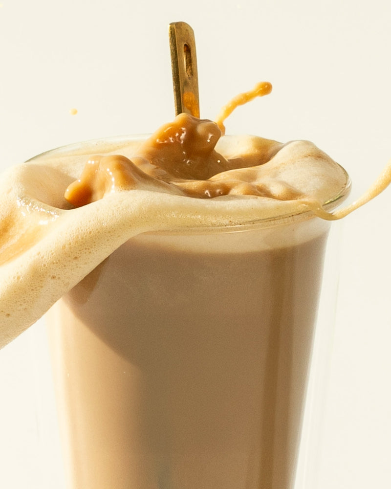 Mix:
Pour in hot water or your choice of milk and blend until smooth.