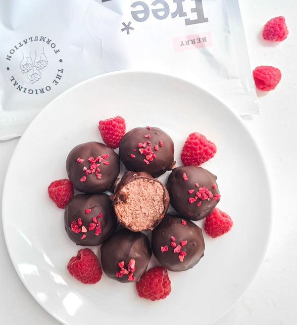 Berry protein balls
