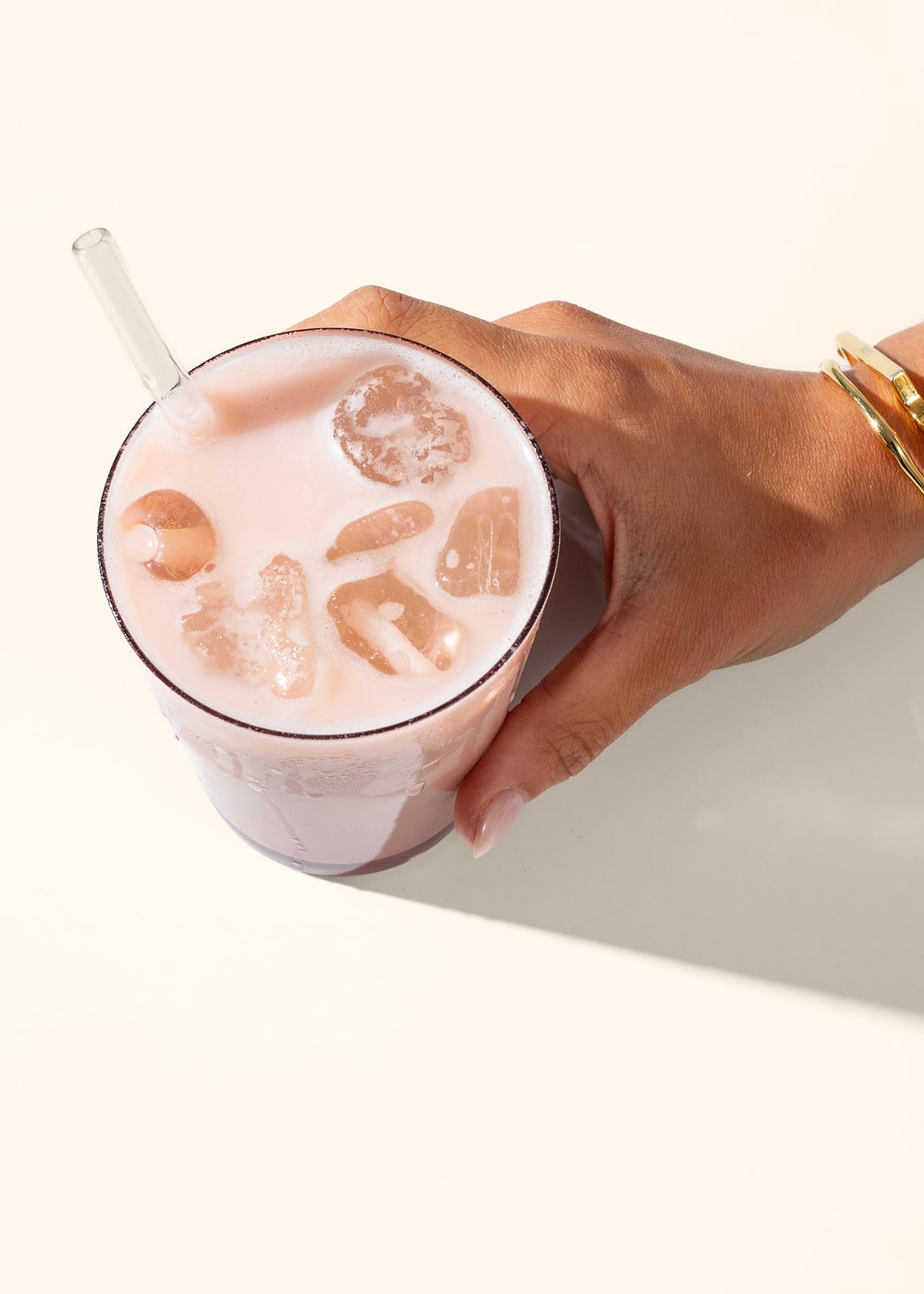 Protein for women: This protein powder is specially formulated for women’s wellness