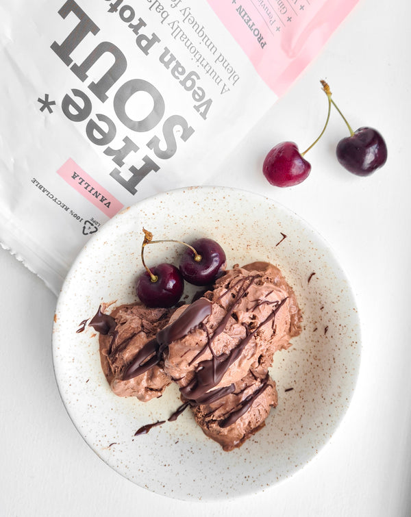 High-Protein Chocolate Frozen Yoghurt