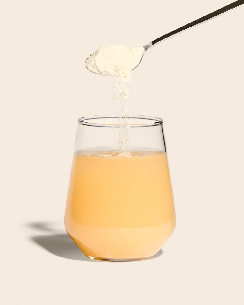 Mix one heaped teaspoon (9.5g) with water, or add to your favourite smoothie or juice.