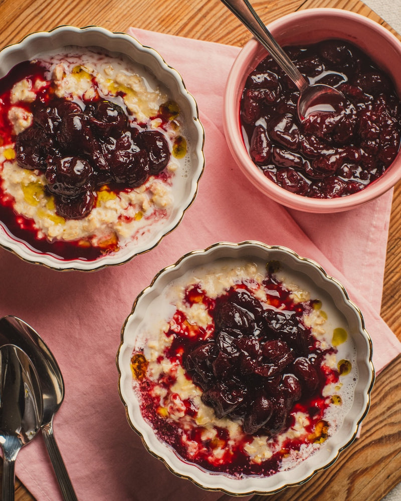 Feeling fancy? Add to your oats, yoghurt or baking recipes for a high-protein twist.